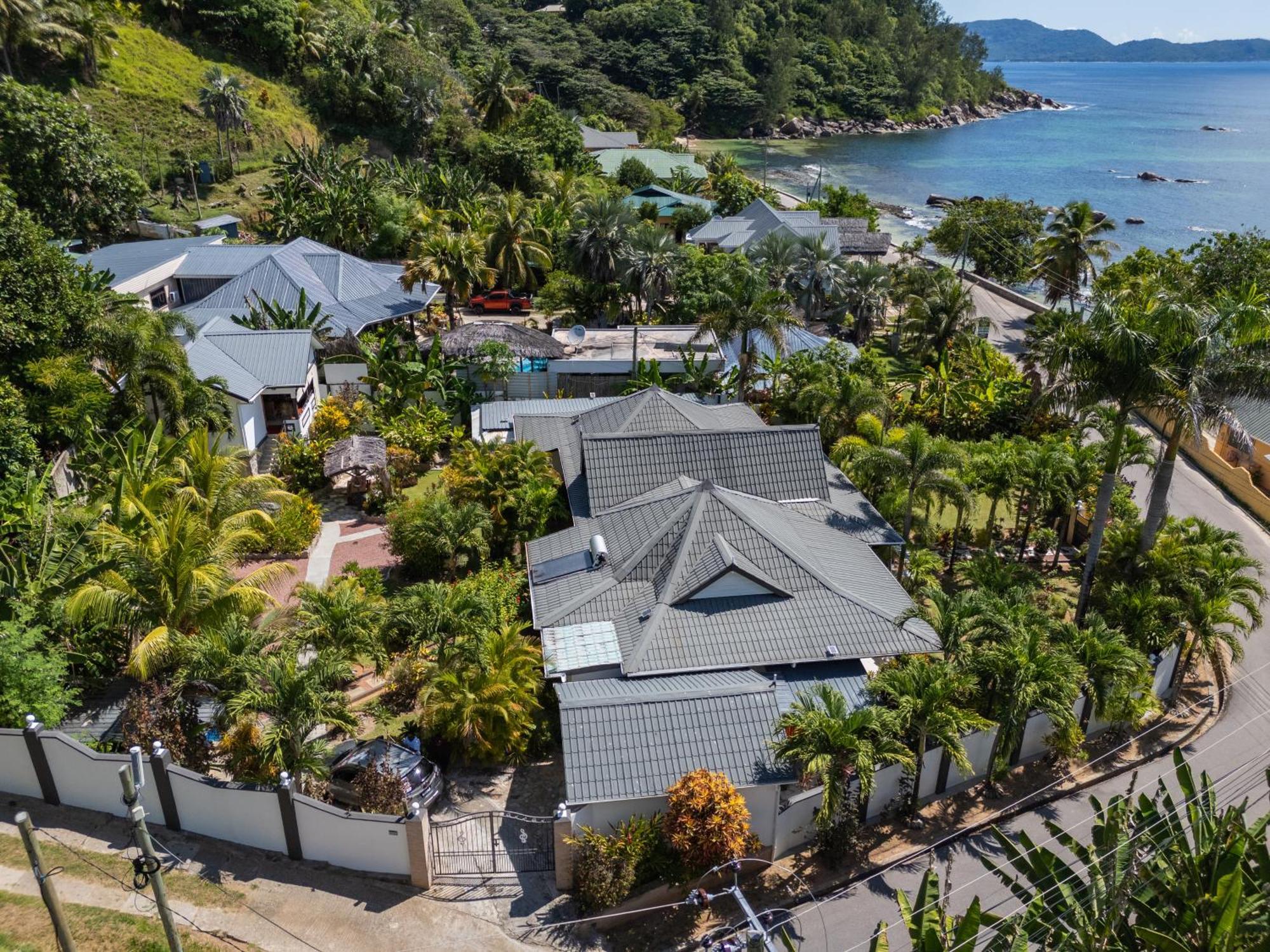Nid'Aigle Lodge เบเซนต์แอนน์ ภายนอก รูปภาพ