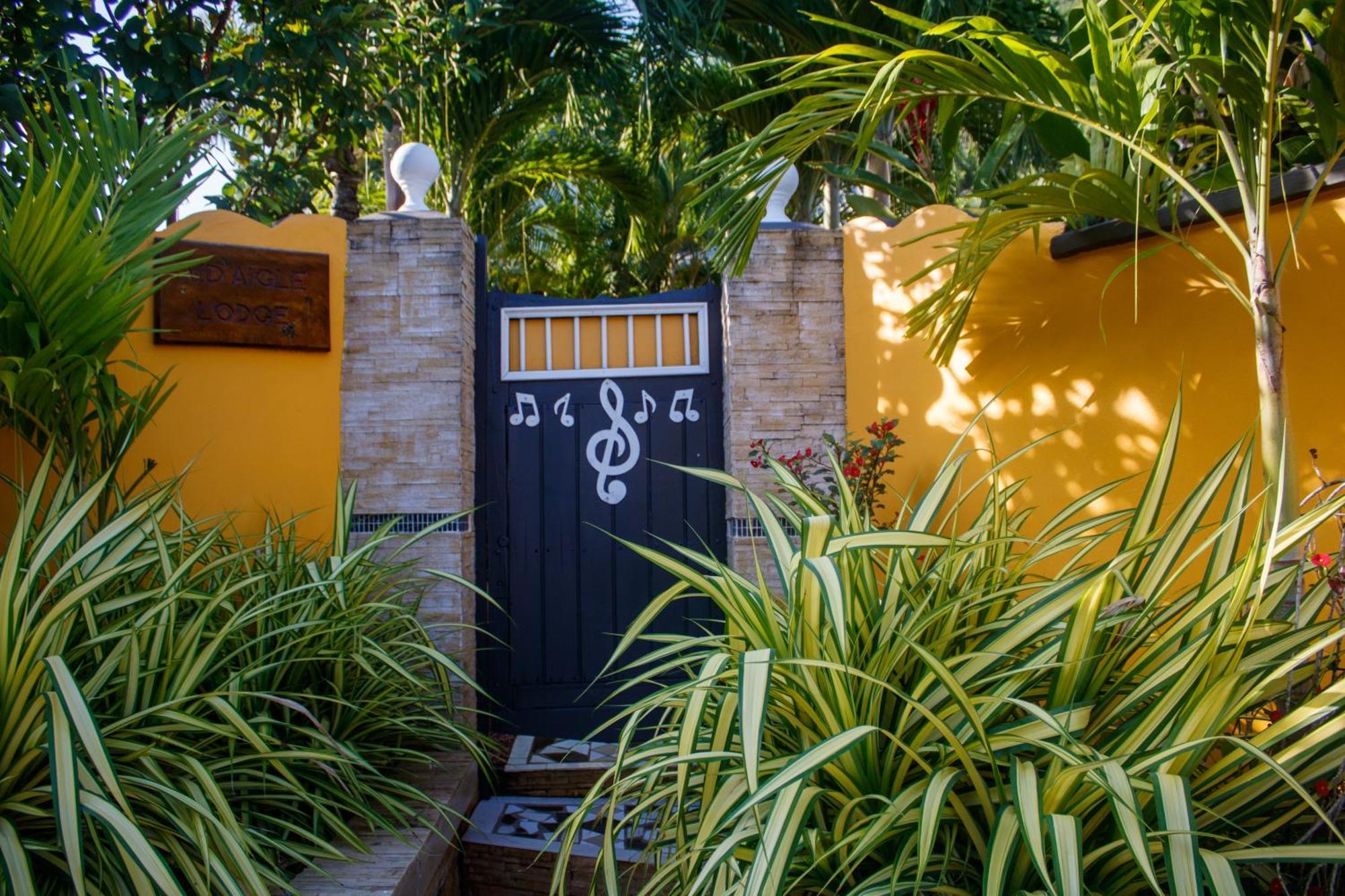 Nid'Aigle Lodge เบเซนต์แอนน์ ภายนอก รูปภาพ