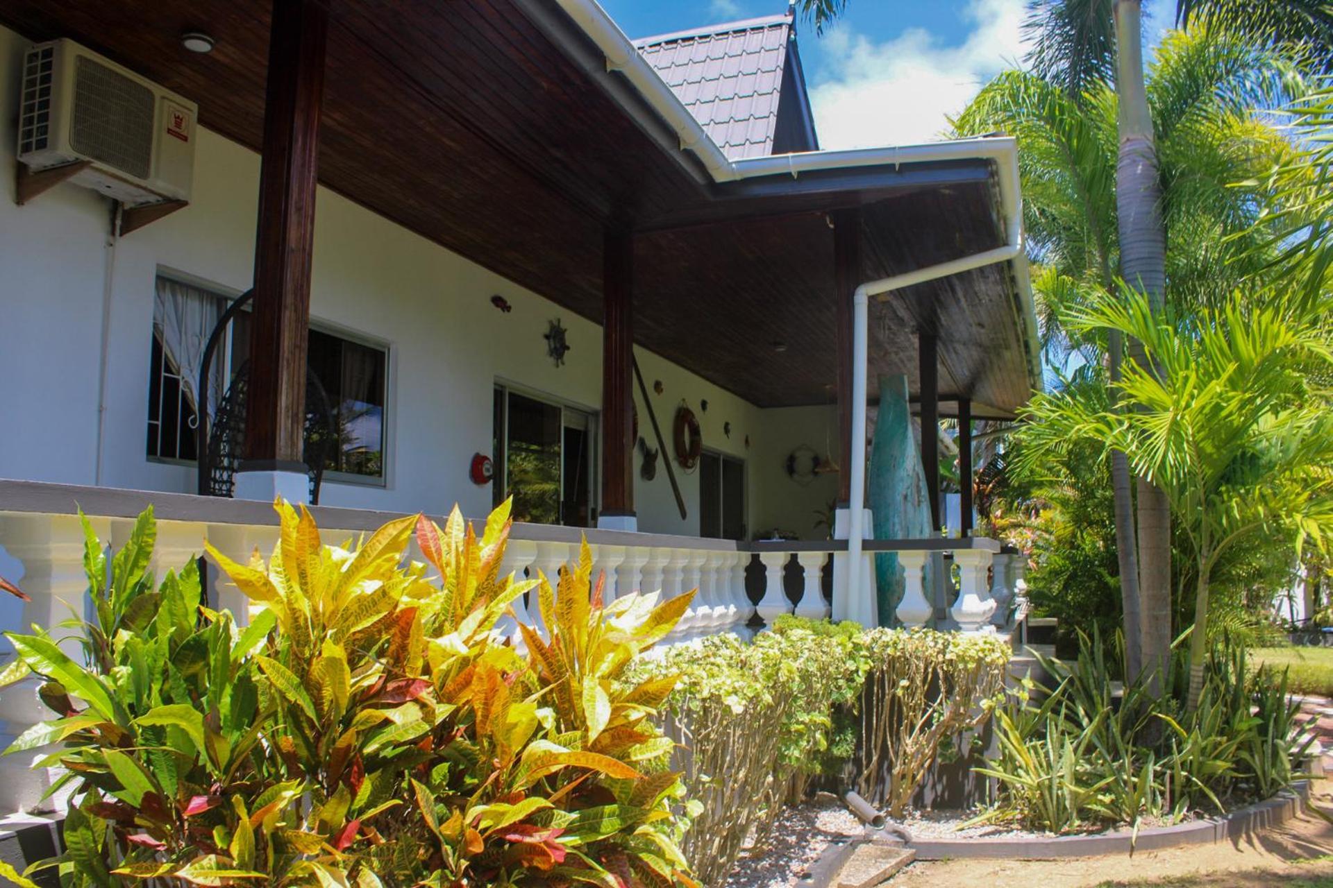 Nid'Aigle Lodge เบเซนต์แอนน์ ภายนอก รูปภาพ
